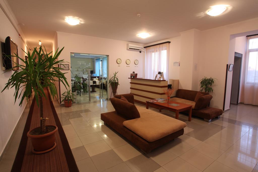 14 Floor Hotel Erivan Exterior foto